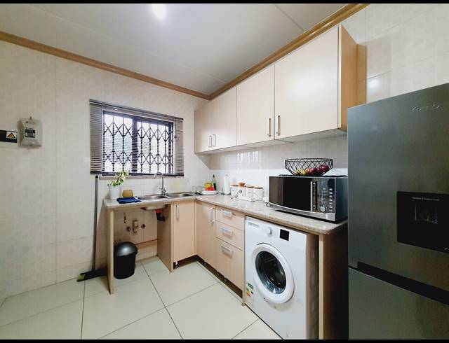 2 BEDROOM APARTMENT RENTED IN NOORDWYK